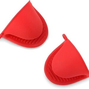 Red Silicone Oven Mitts